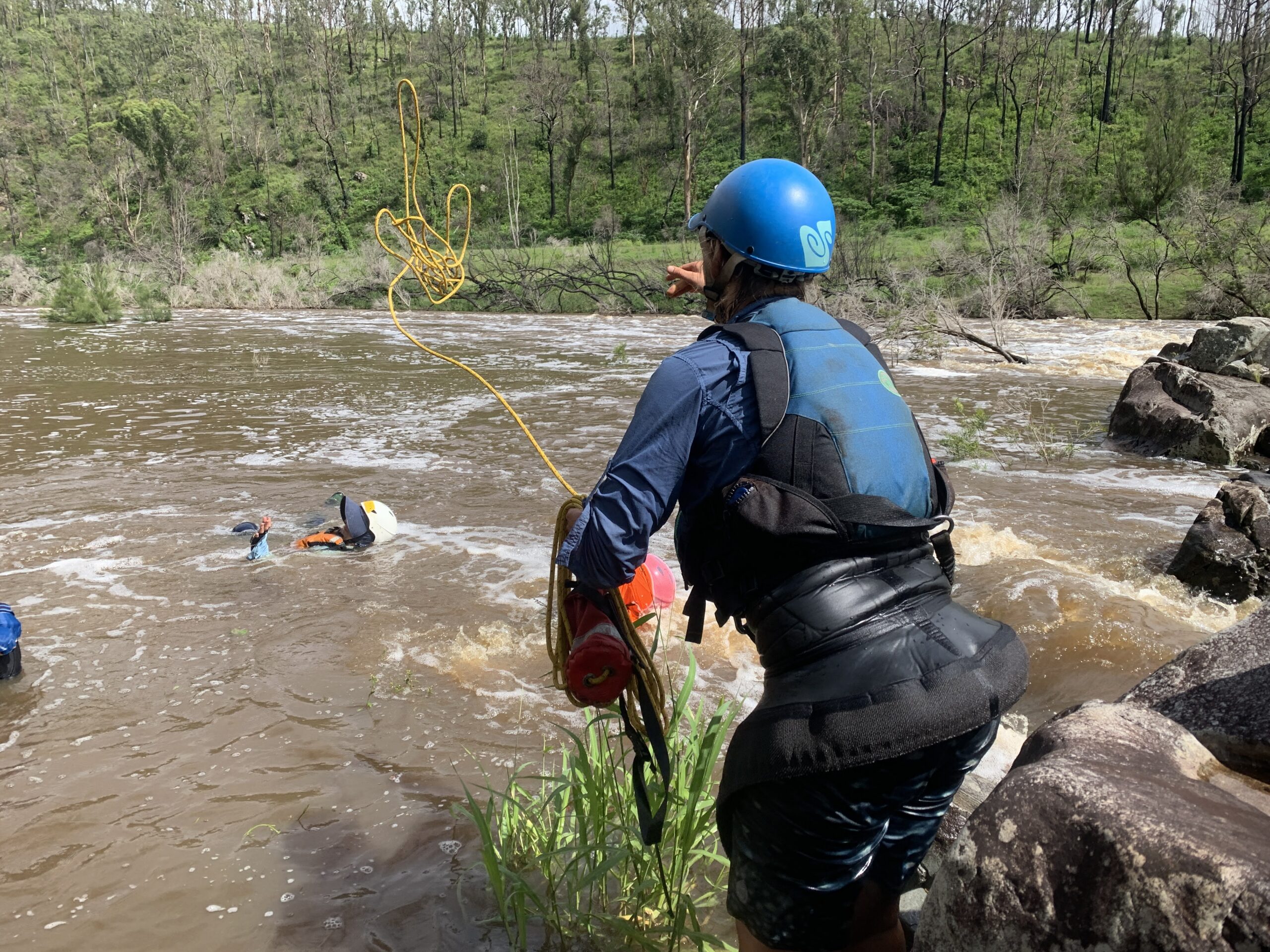 Kayak rock n roll session - Image 4